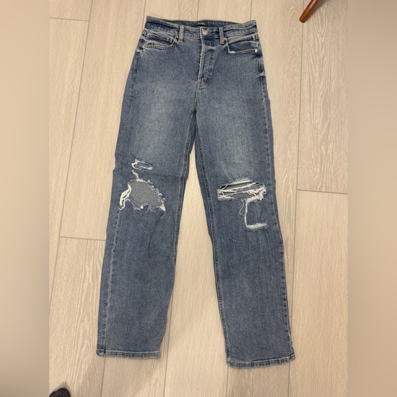 wild fable Denim - NWOT Wild Fable Super High Rise Straight Distressed Blue Jeans Size 6